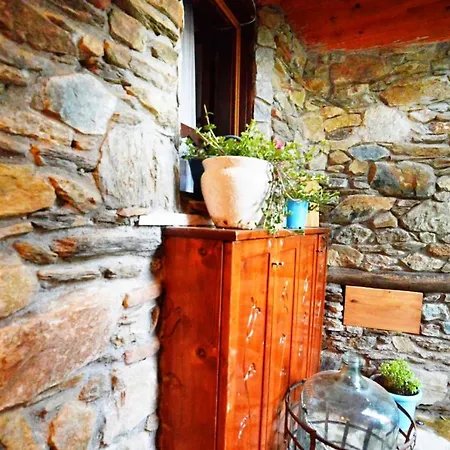 Sirincem Gazde/Camere de închiriat