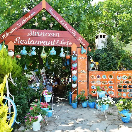 Rum i privatbostad Sirincem Selçuk