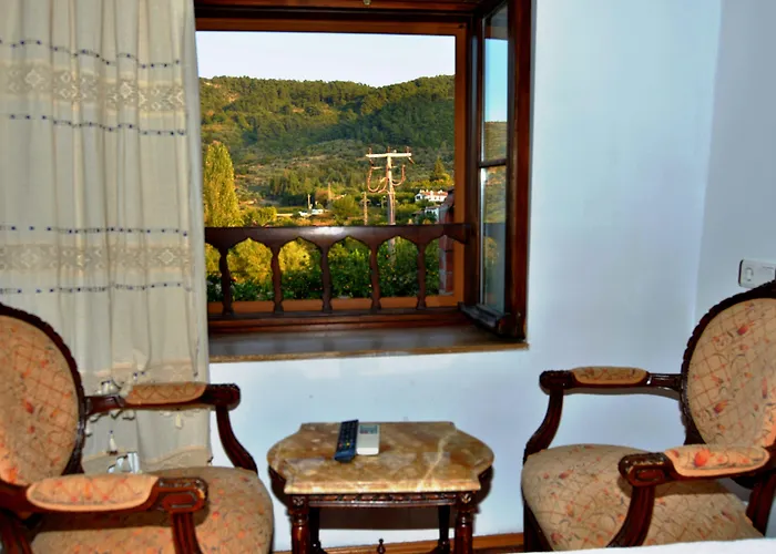 Sirincem Gazde/Camere de închiriat *